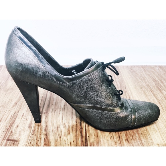 Stuart Weitzman Silver Metallic Lace Up Booties - Picture 3 of 5